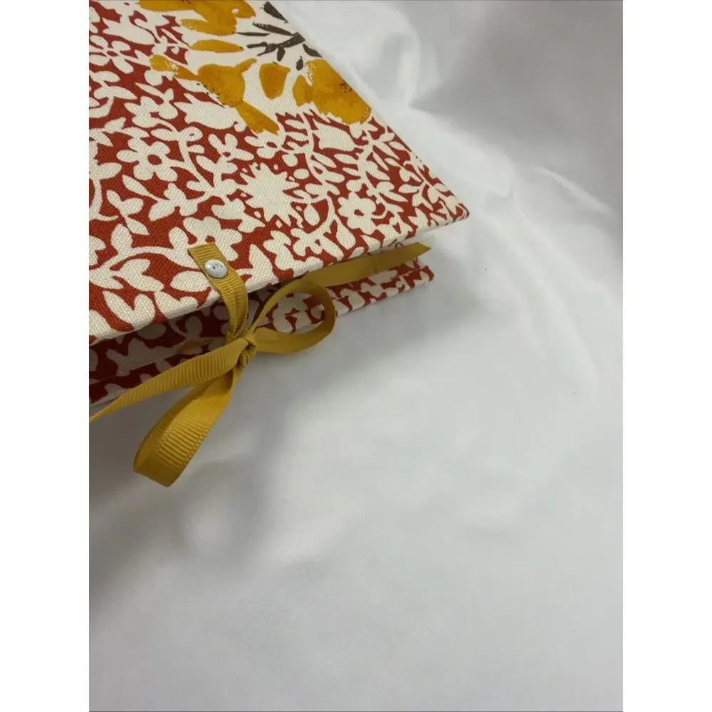 Vintage Used Bucilla Linen 6 Piece Multicolor Napkin Set With Storage Folder